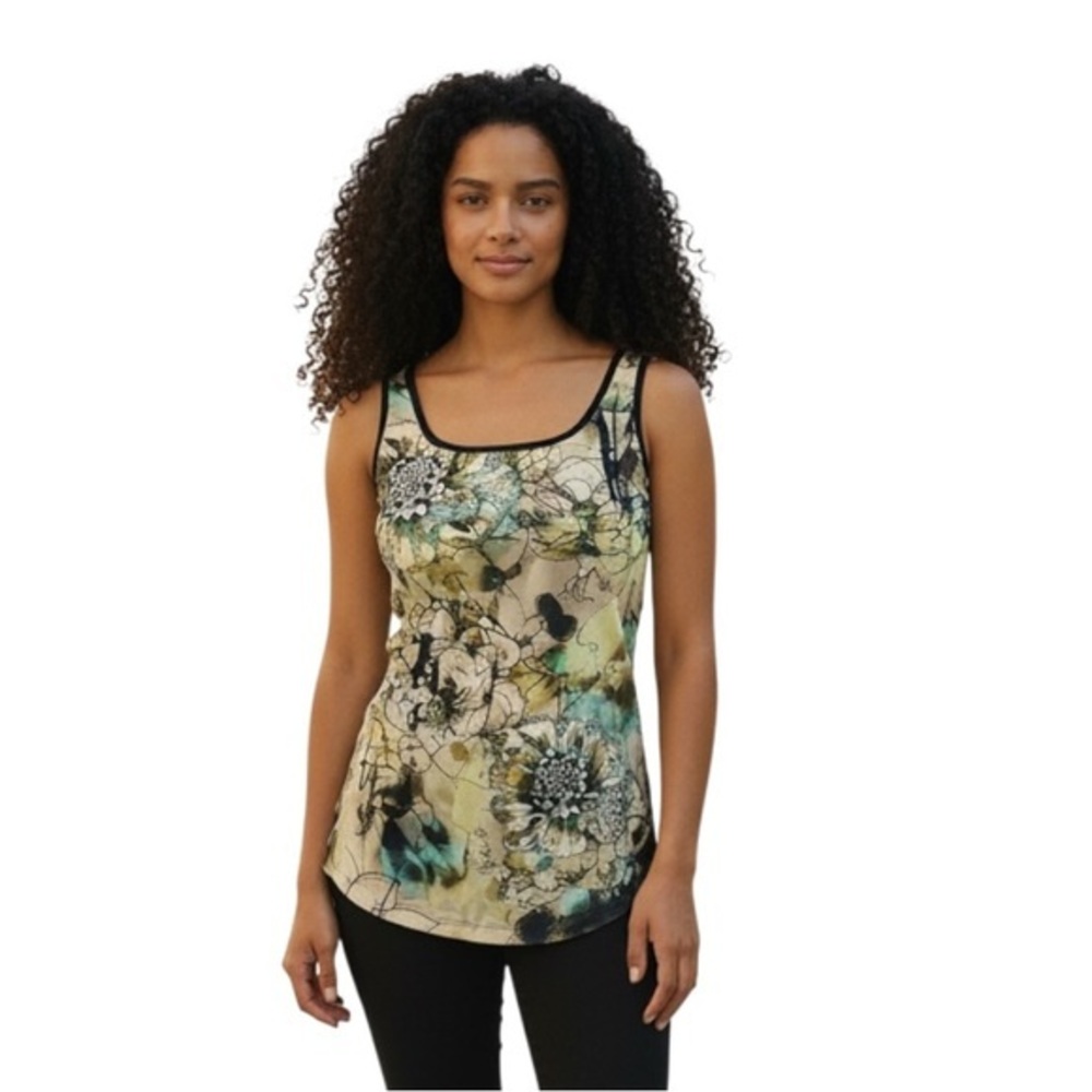 Avani size large tank top